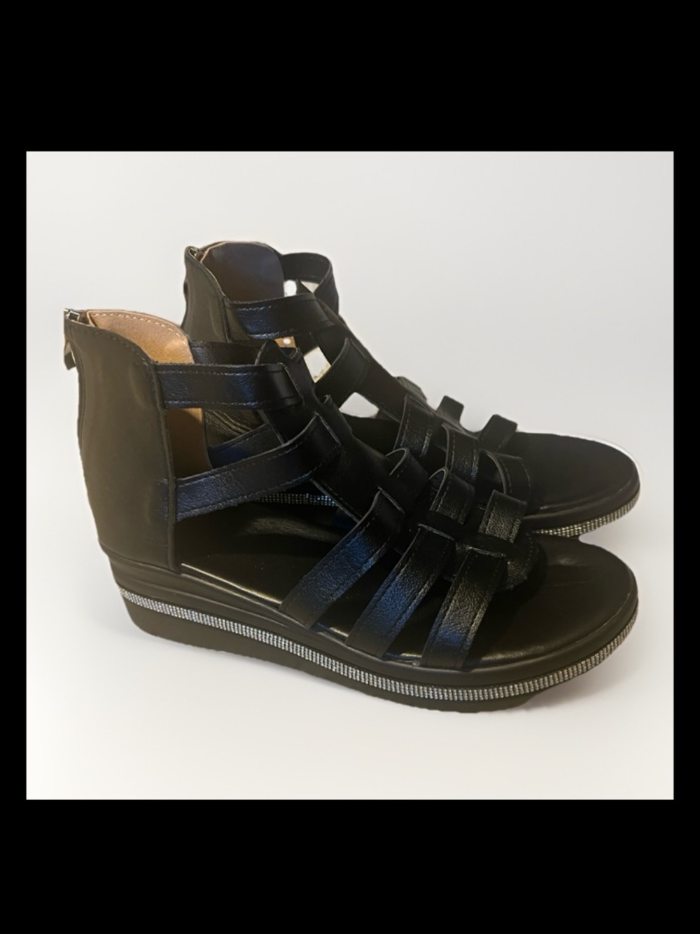 Black Strappy Gladiator Platform Sandals Rhinestone Trim Size 8 Y2K Festival